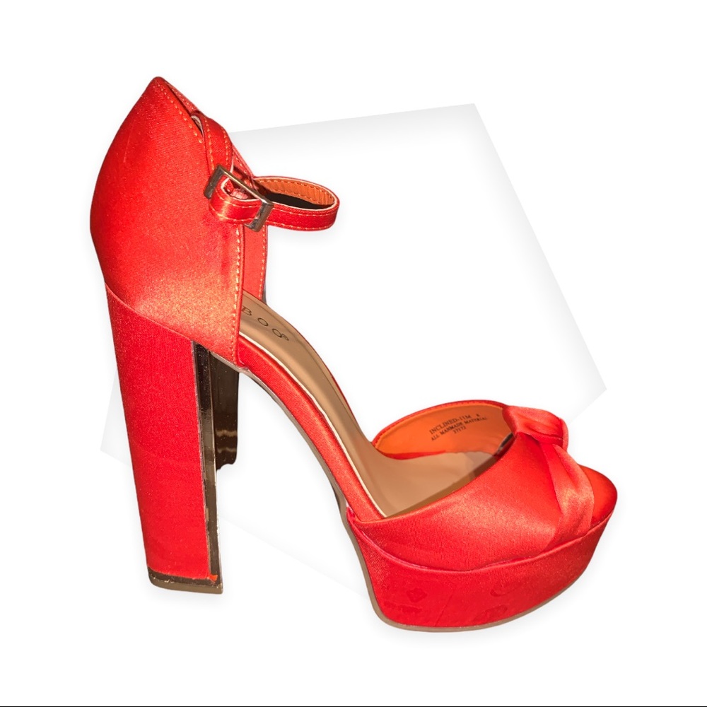 🔴 Orange Platform Heels